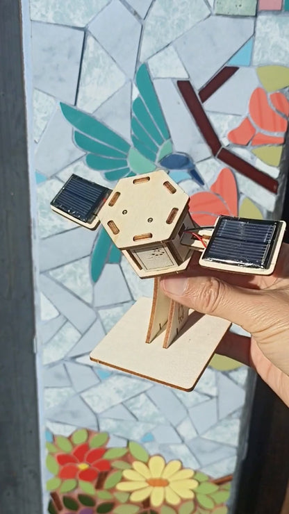 Mini Satélite Solar — Kit STEM para Armar con Paneles Solares +6 años